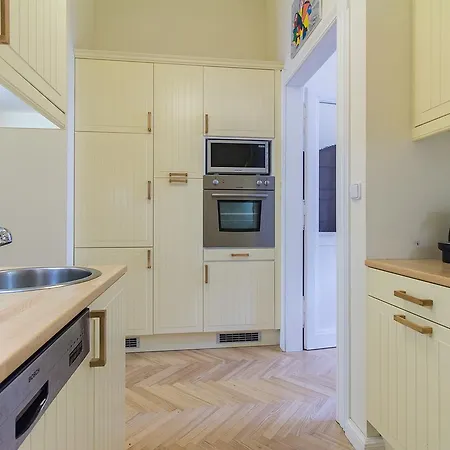 Beautiful Old Town Square Apartment